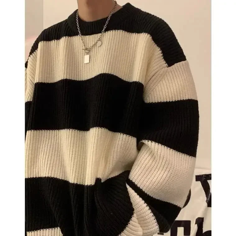 Korean style patchwork striped sweater for men in autumn and winter lazy loose knitted sweater round neck retro trendy sweater voguable