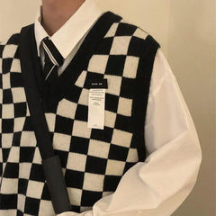 Autumn New Men Clothing Checkerboard Sweater Vest for Men and Women Vintage V-neck Sleeveless Plaid Knitted Sweater Vest voguable